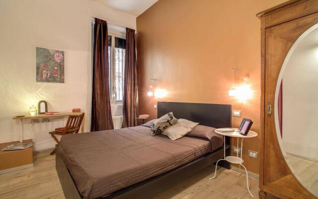 Trastevere Scarlet Dream Suite