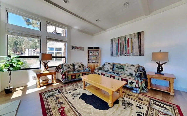 Spacious 2 BR Units at 1849 Condos With Free Pool, Parking & Wifi