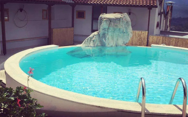 Hotel PINO LORICATO