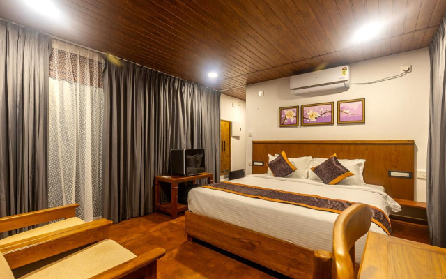 SandalMist Resorts and Spa