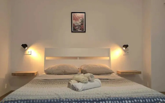 VILLA OLINDA 4 BED with huge garden