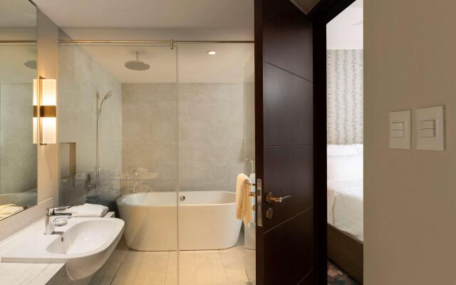 Novotel Suites Manila at Acqua