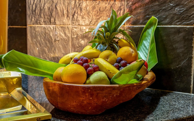 African Sky Hotels - Pine Lake Inn