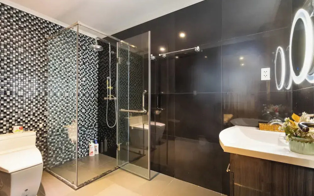 Luxury Condotel Luminous Leman