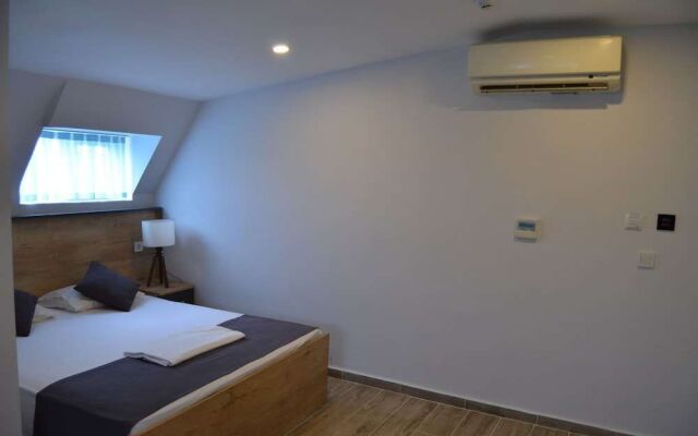 Palmiye Quars Hotel