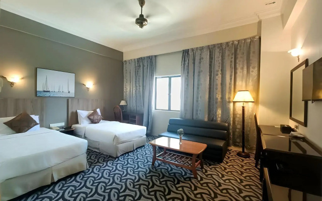 Seafest Hotel