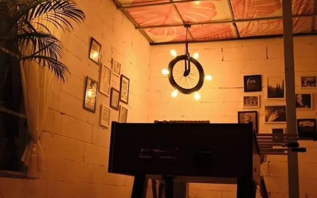 The Bunker House Cafe and Stay