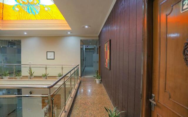 Fabhotel Traika Inn