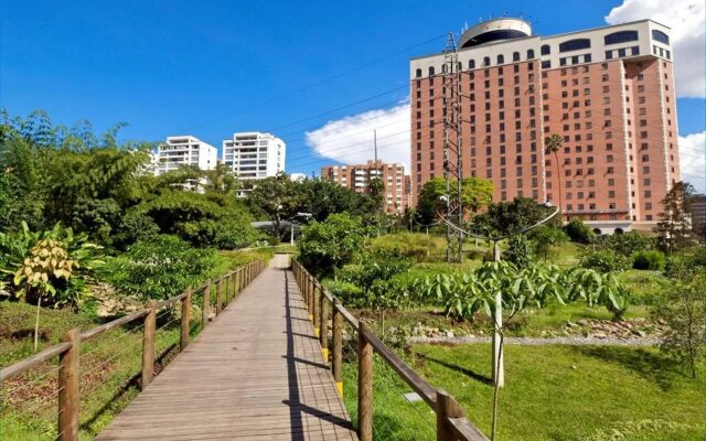 Hashtag 98 Hotel By Jalo