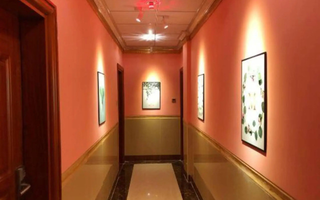 Haitao Hotel (Zhaoqing Seven Star Rock Archway Scenic Spot)