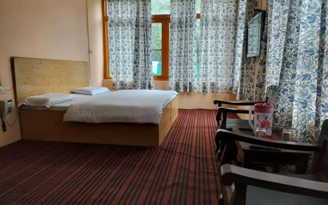 Sky Light Guest House