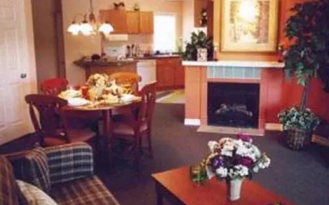 GEOHoliday at Haliburton Heights, Haliburton, Canada