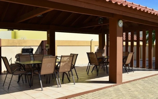 Aruba Breeze Condo