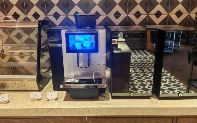 Intercity Hotel Shanghai Xizang South Road