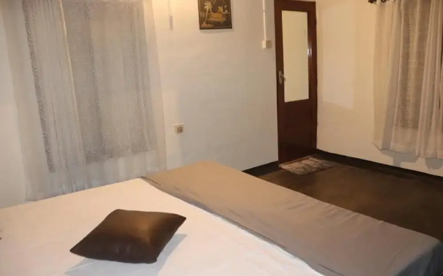 Piggy Hostel Varkala (formerly Short Giraffe)