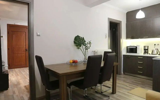 Greg’s apartment
