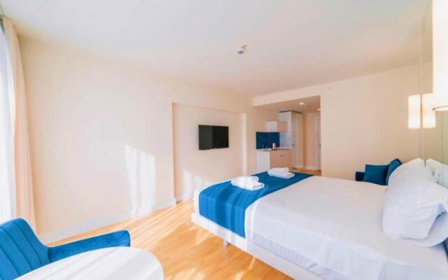 Batumi Luxury Resort & Sea View Aparthotel