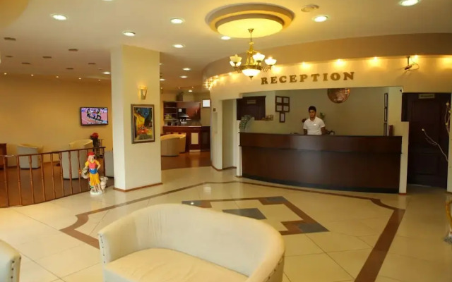 Cihan Otel