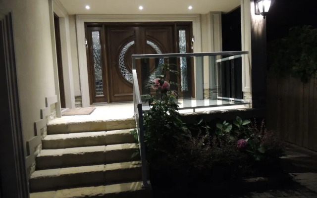 Toronto Vacation Home Rentals