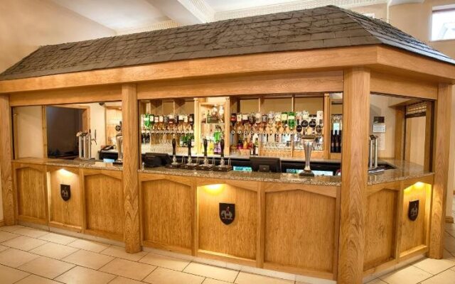 The Elephant & Castle Hotel