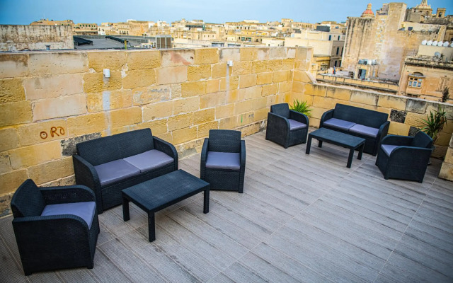 Coral Apartment (Valletta)
