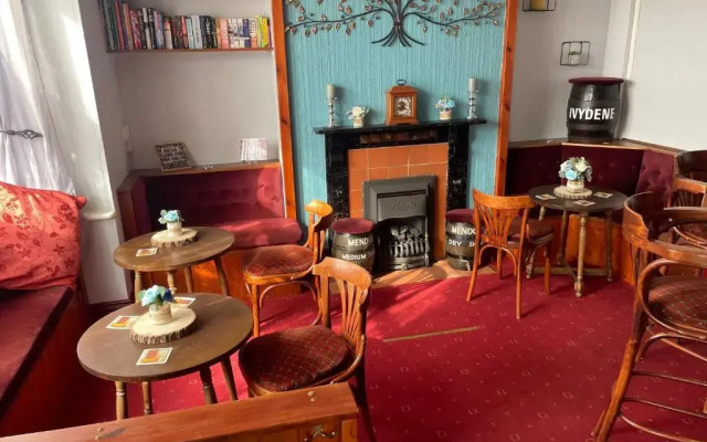 Ivydene Guest House