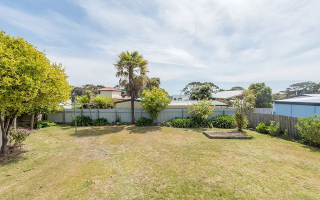 Elanora