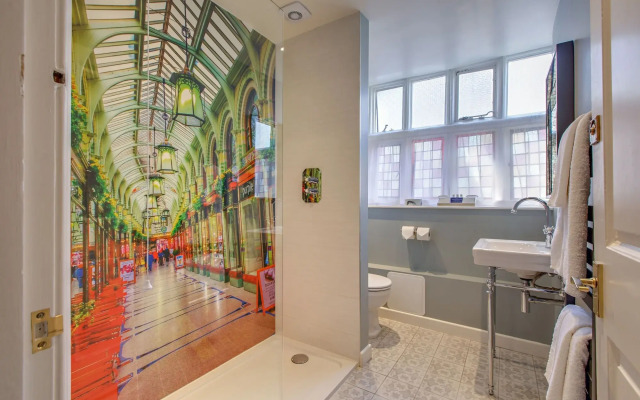 The Maids Head Hotel