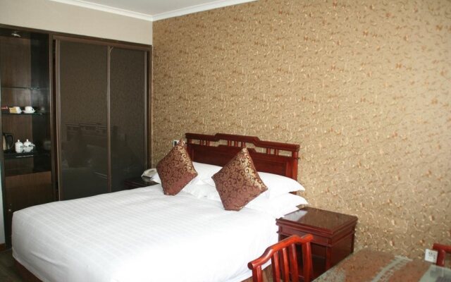 Huguang Hotel