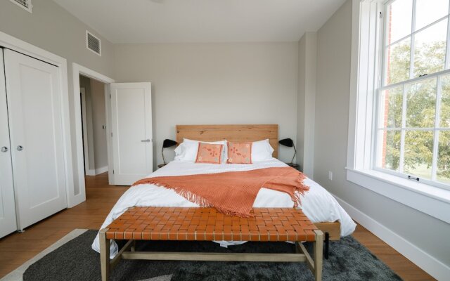 Western 1924 Luxury Lofts