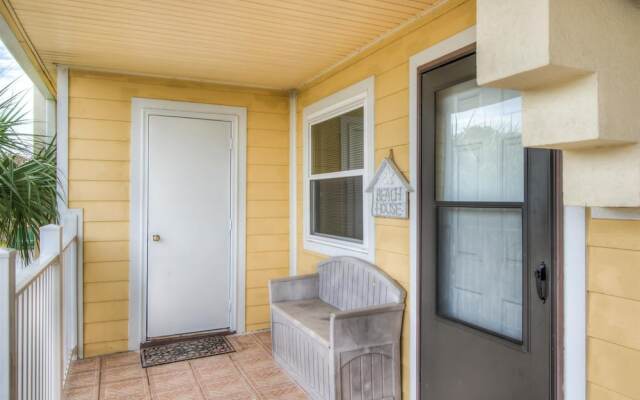 Seacove 7E 2 Bedroom Condo