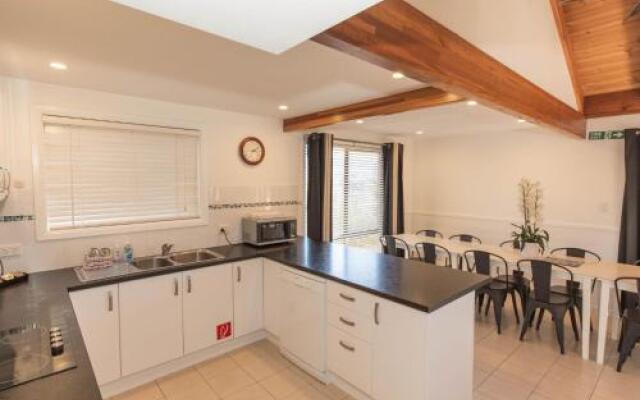 Kestrels Rest 1/116 Gippsland Street