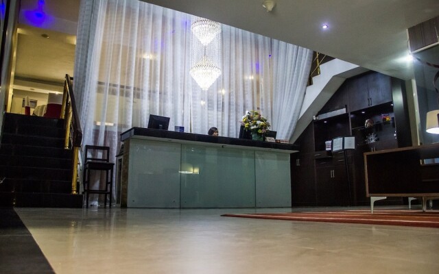 Starfire Hotel