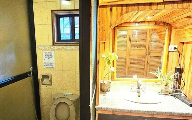 Vacation House Camp 7 Baguio Transient 6BR