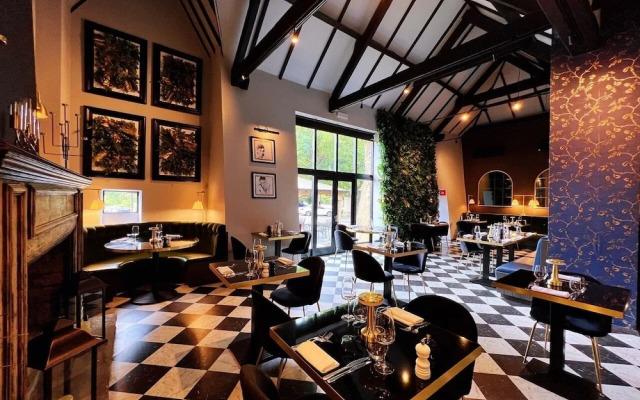 The Chesterton Hotel