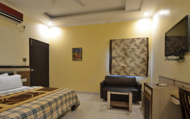 Hotel Sarovar Regency – Guest Rooms – Amritsar