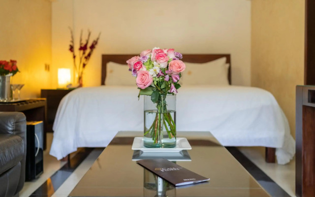 Casa de las Flores Hotel