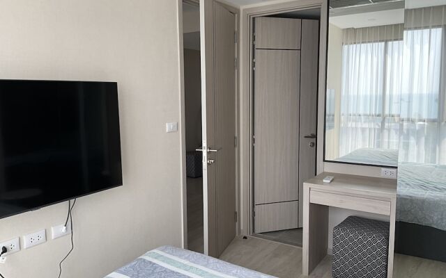 Panora 2-Bedroom Apartment With Sea View