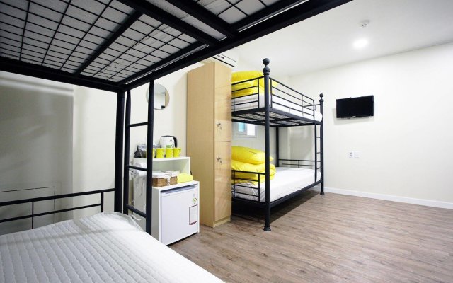 24 Guesthouse Myeongdong Avenue