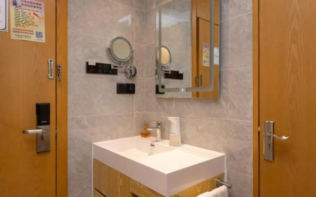 Beijing Jintai Oasis Hotel