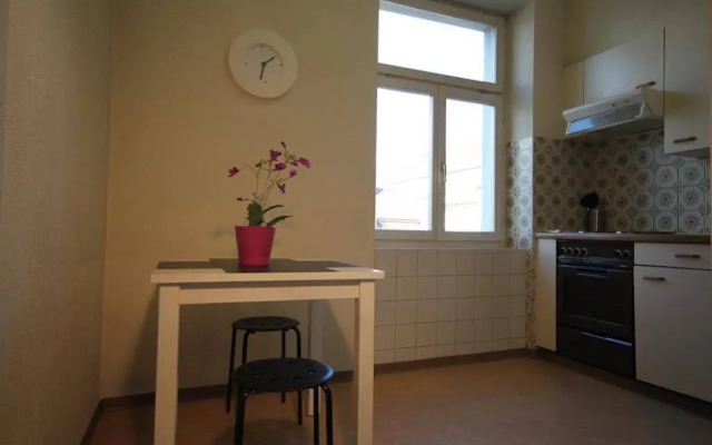 ZH Seefeld - Hitrental Apartment