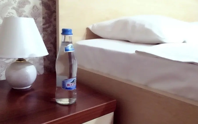 Dream Hotel