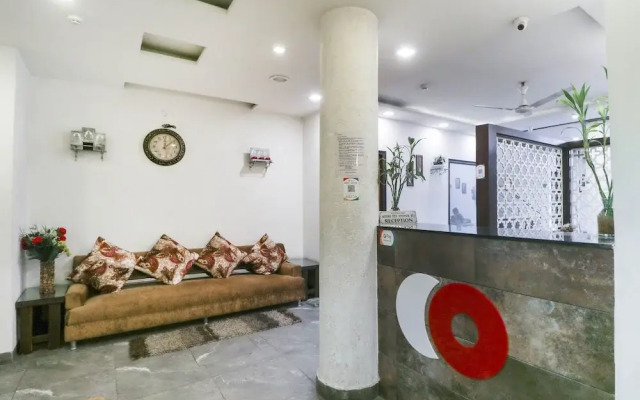 OYO 9822 Hotel Seven