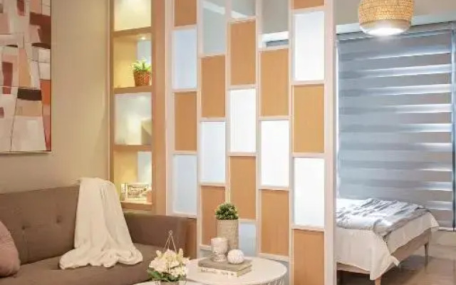 Cozy and Classy Studio Across Airport Terminal 3