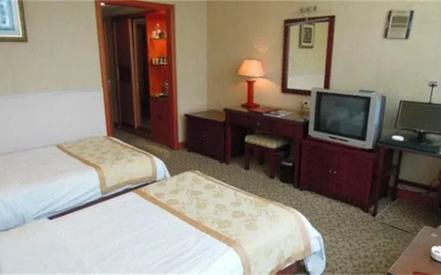Yonghe Business Hotel