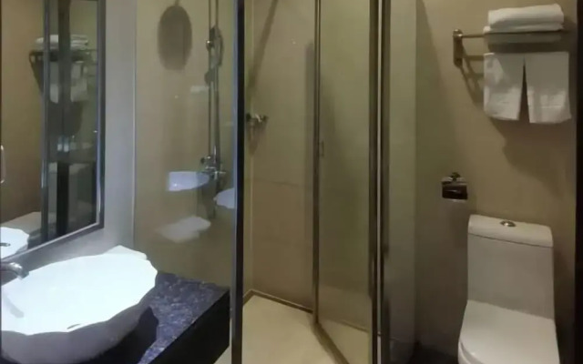 Huangguang Holiday Hotel