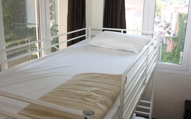 Pella Inn Hostel