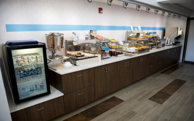 Holiday Inn Express Hotel & Suites Lexington-Downtown by IHG