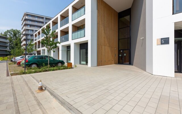 Apartment Kokoryczki Warsaw by Renters