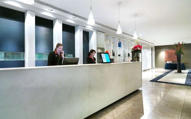 Medina Grand Harbourside – Lobby – Sydney